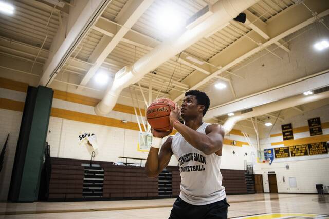 With bolstered roster, Greensburg Salem boys look to move past difficult season