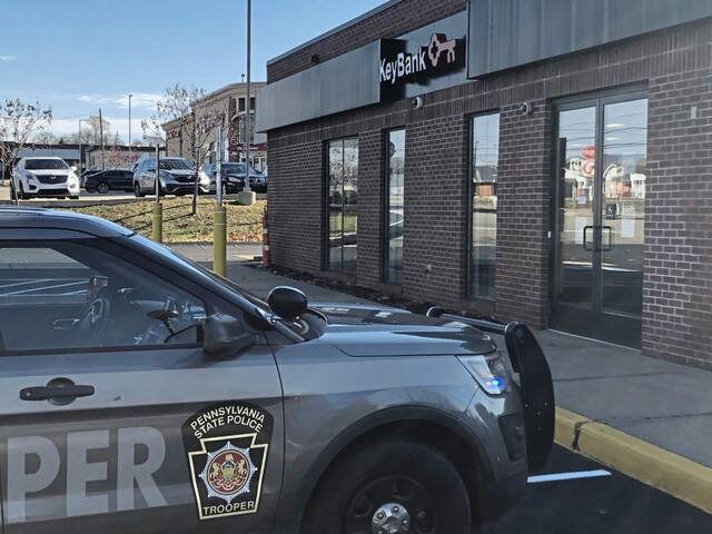 4488838_web1_KeyBankrobbery2