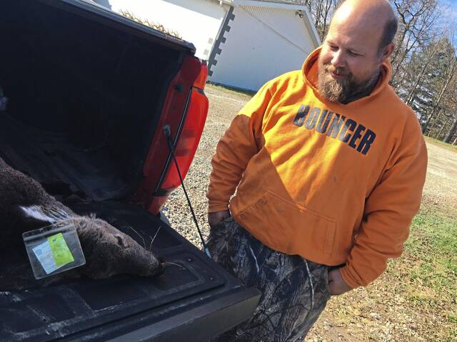 4495065_web1_gtr-FirstDayHunting4-112821