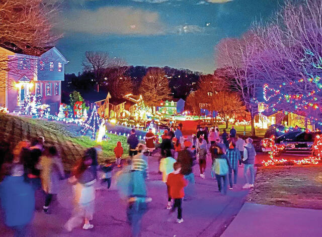 4459342_web1_gtr-DelmontLights1-121420