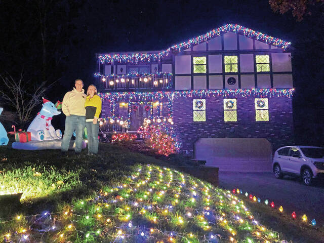 4503917_web1_gtr-monticellolights1-113021