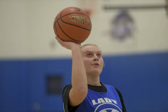 Leechburg girls working toward improvement this season