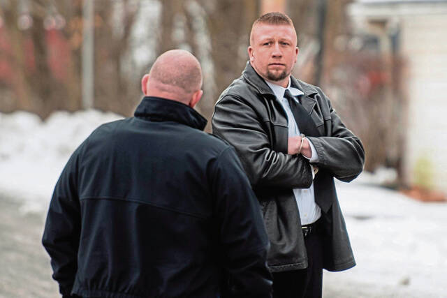 4519003_web1_gtr-juryscene010-021018--1- 4519003_web1_gtr-juryscene010-021018--1-