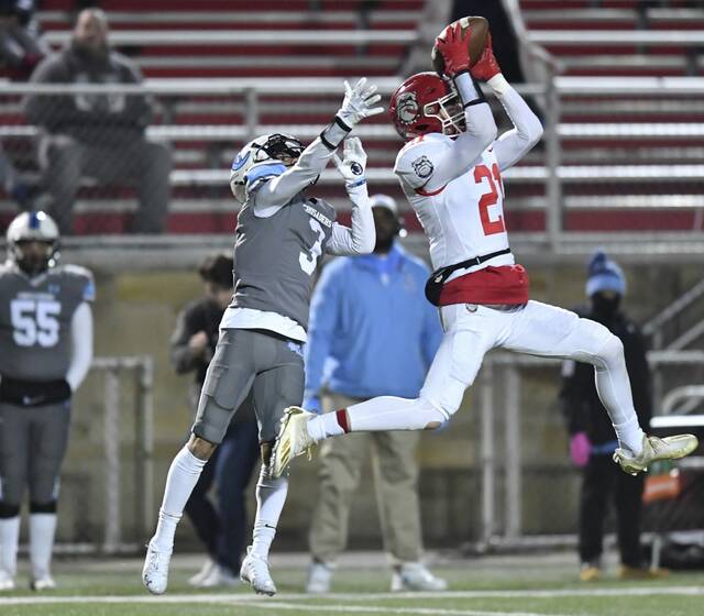Redbank Valley steals momentum, stops Bishop Canevin short of state finals