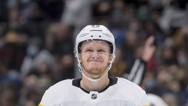 4523290_web1_gtr-PensGuentzel-120621