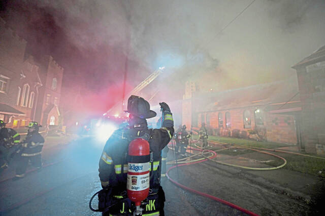 4523375_web1_vnd-stvladfire06-120521