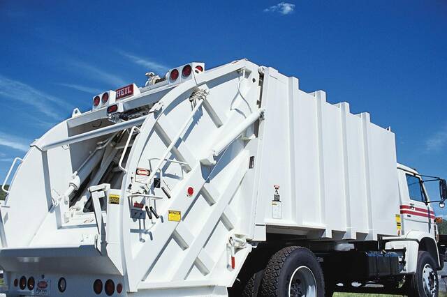 4531868_web1_web-TrashTruck1-file 4531868_web1_web-TrashTruck1-file