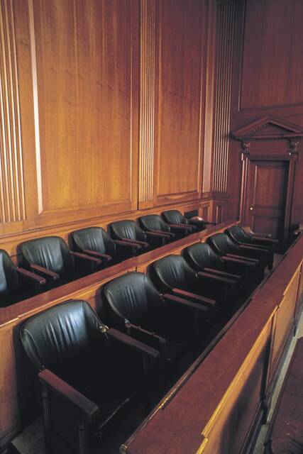 4533772_web1_WEB-courtroom1