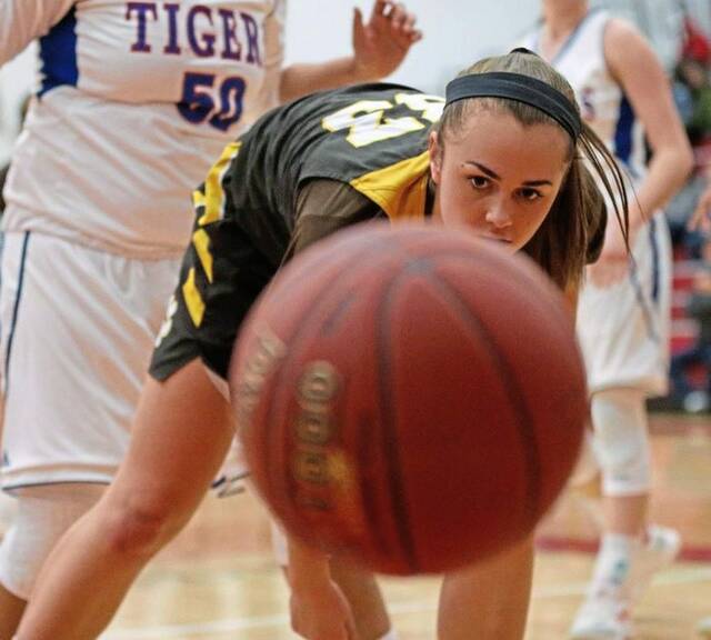 High school girls basketball roundup for Dec. 11, 2021: Mankins sisters lift Greensburg Salem to tournament title