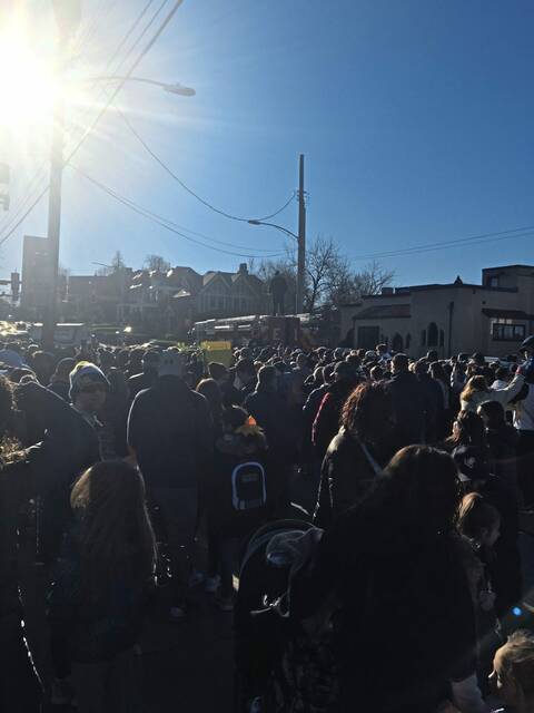 4547479_web1_ptr-MtLeboParade-02-121321