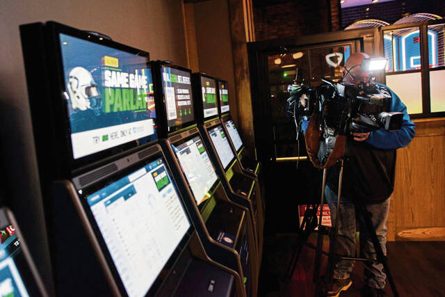 4552021_web1_gtr-casinotour-2-121521