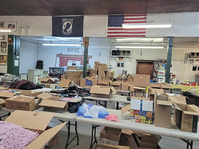 4564553_web1_gtr-KentuckyDonations20211217_0522