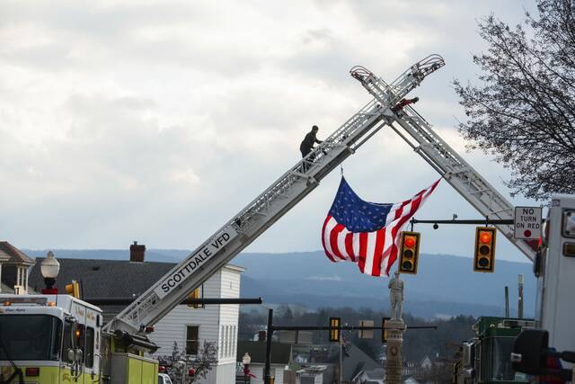 4574926_web1_gtr-LO-Luciafuneral5-122321