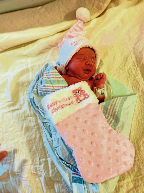4587209_web1_Excela-Christmas-baby