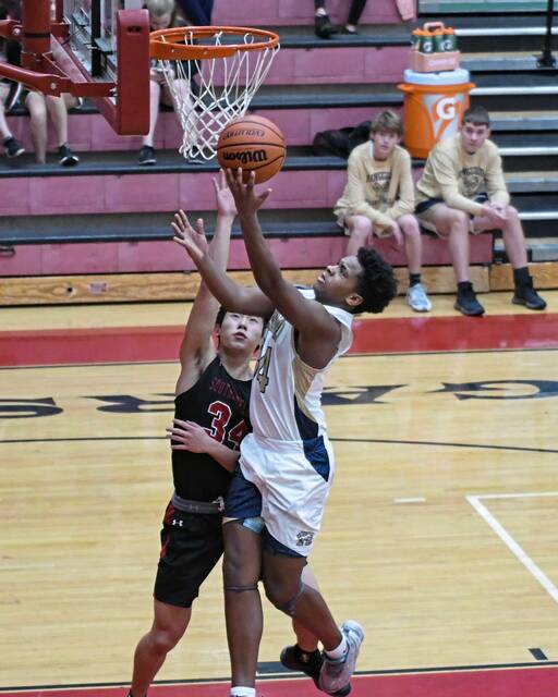 Quick start, 34 points from freshman push Ringgold past Southmoreland