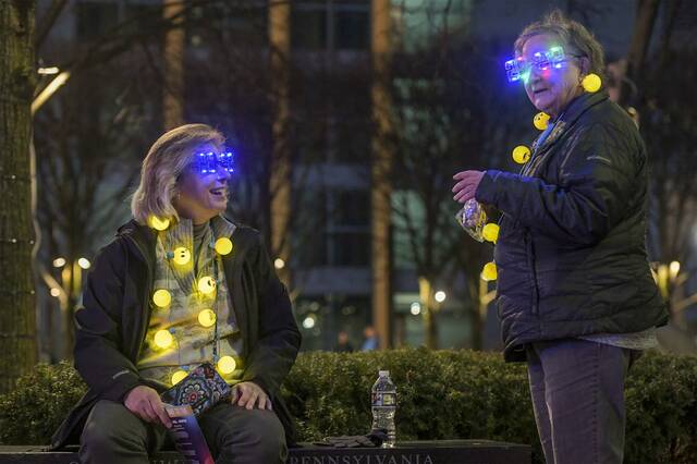 4602650_web1_ptr-FirstNight104-010122