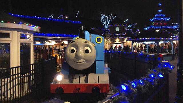 4599199_web1_PTR-FiveThingsKennywoodLights