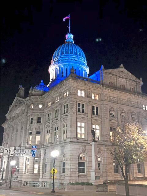 4600511_web1_gtr-CourthouseNight2
