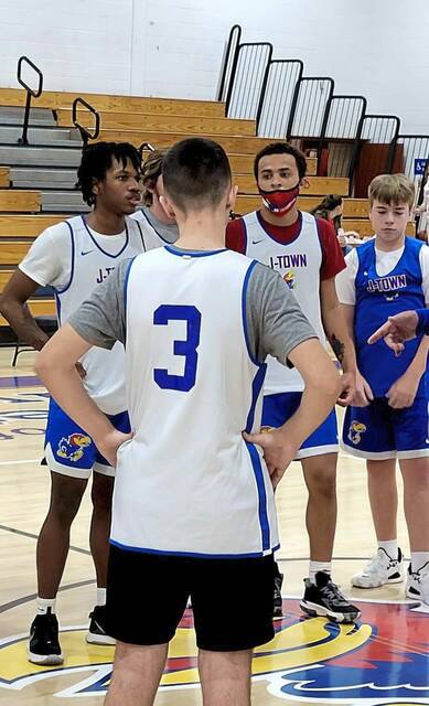 Jeannette rallies around newcomer Thompson