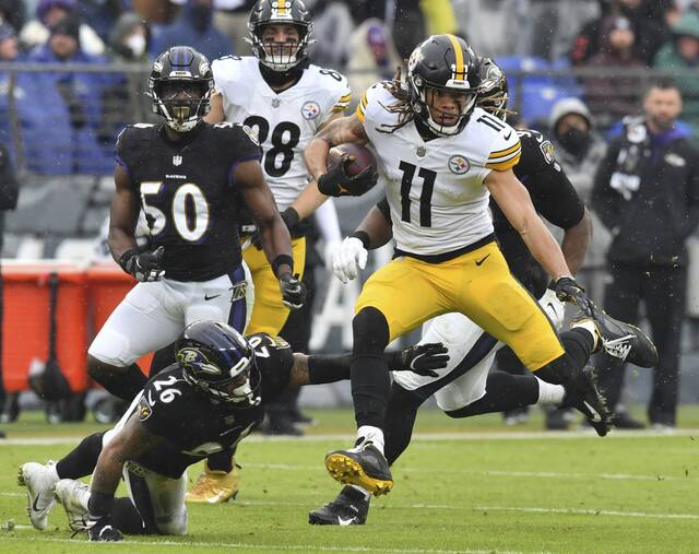 4632070_web1_ptr-steelersravens20-011022