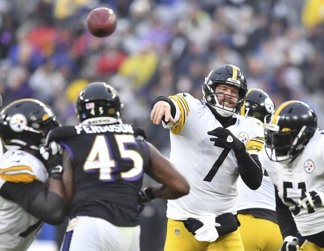 4632070_web1_ptr-steelersravens28-011022
