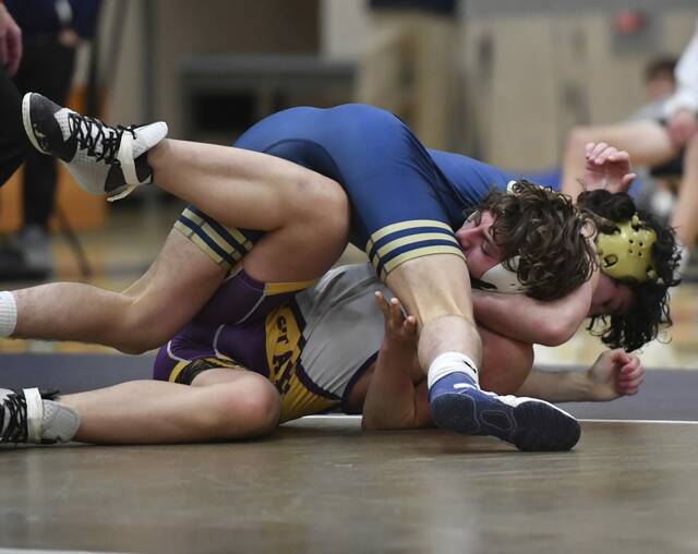 Seniors rally Franklin Regional wrestling past Plum in key section match