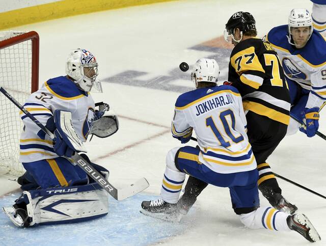 4637637_web1_ptr-PensSabres01-050921