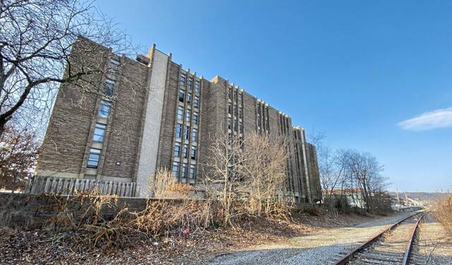 4639903_web1_vnd-ArnoldFireUpdate=121121