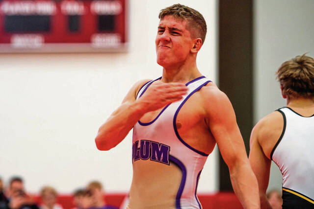 Plum’s Citrano, Highlands’ Burford claim Allegheny County wrestling titles