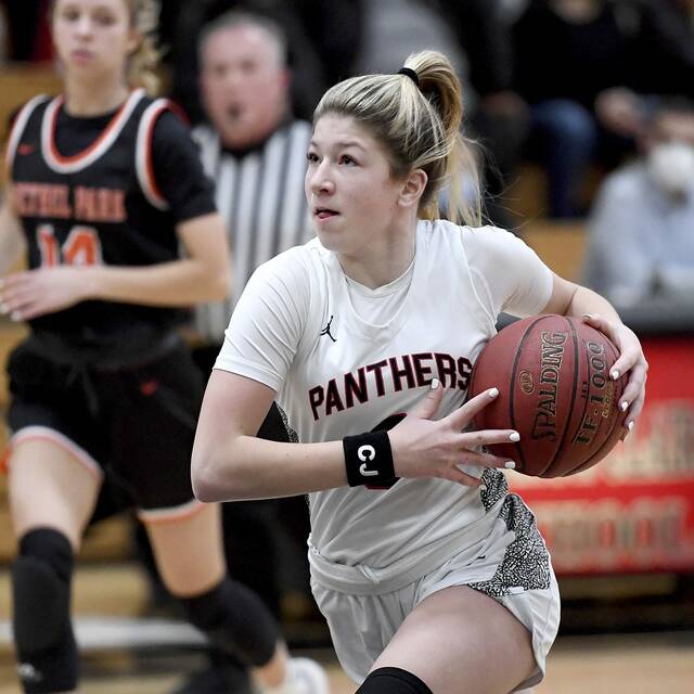 What to watch for in WPIAL sports on Jan. 17, 2022: Rivals Upper St. Clair, Mt. Lebanon to meet