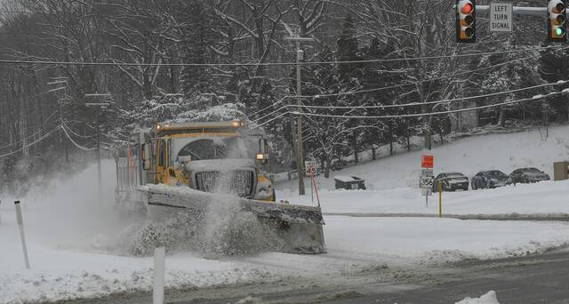 4652124_web1_VND-LO-SnowDigOut103-011822