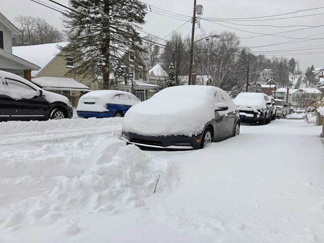 4652983_web1_ptr-SnowResponse-011822