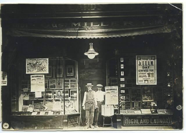 4653895_web1_ptr-Heinzarchives-3--011822