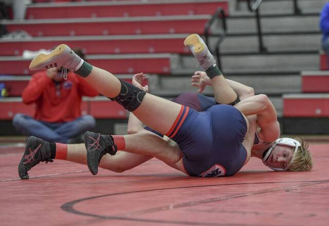 Former Shaler Area wrestler returns as assistant coach to help bolster program