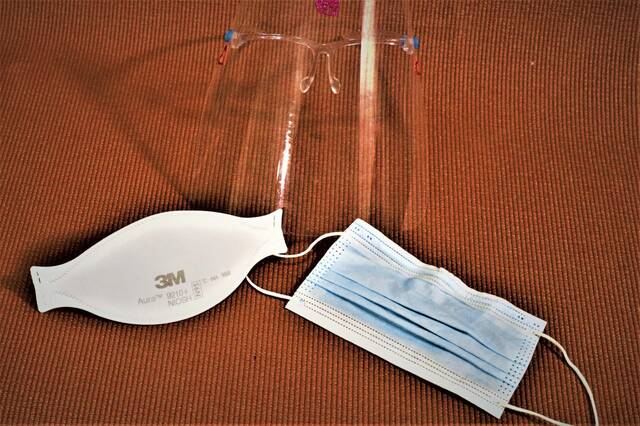 4675054_web1_web-face-masks