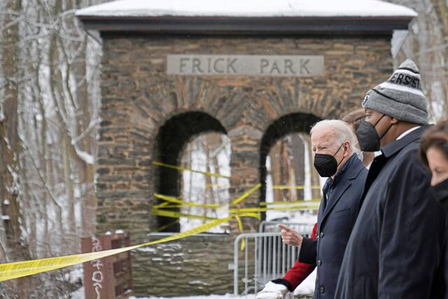 4691801_web1_ptr-bidenbridge1-012922 4691801_web1_ptr-bidenbridge1-012922