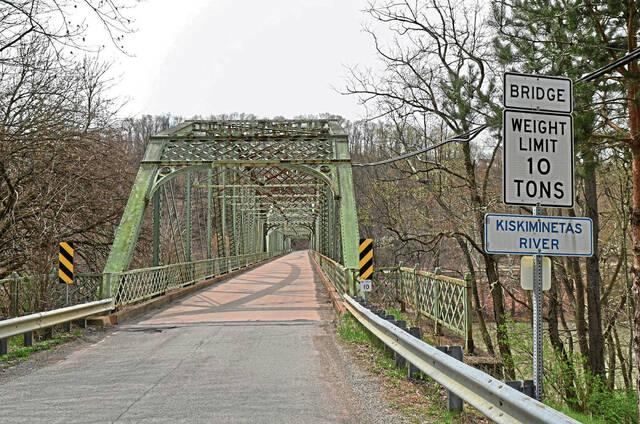 4692732_web1_gtr-SalinaBridge-043017