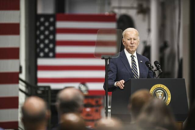 4693142_web1_ptr-Biden007-012922