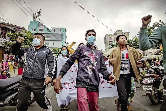 4700165_web1_4700165-a247b58b8c734bf5b5f01ff488426401