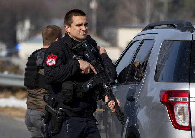 4704941_web1_AP22032737816976