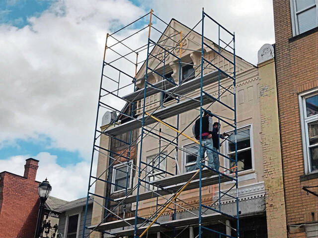 4711791_web1_gtr-LatBakeryBldg1-102020