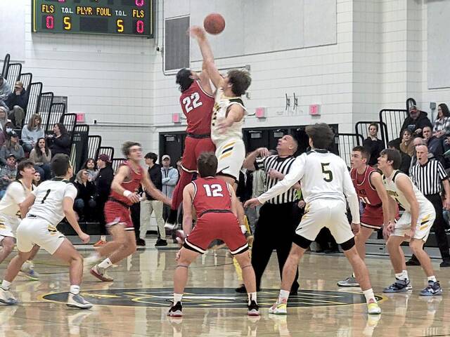Fox Chapel boys see big lead slip away before holding off Penn-Trafford
