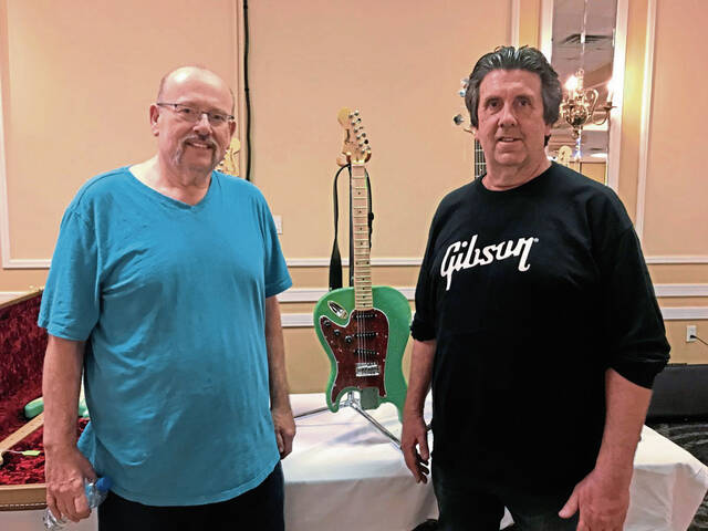 4721785_web1_vnd-Guitars-0207222