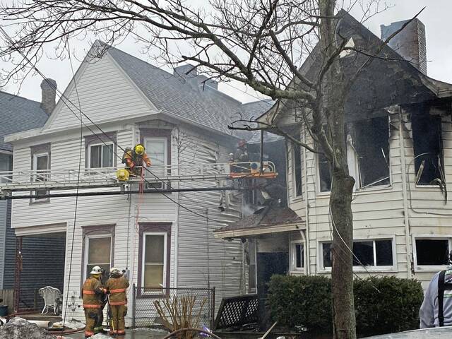 4734606_web1_gtr-gbgharrisonfire16