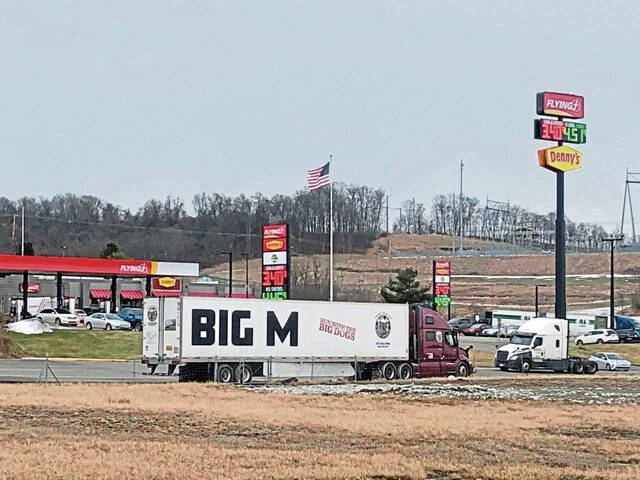 4735193_web1_Flying-J-Truck-Stop