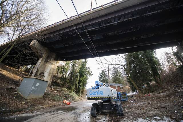 4740628_web1_gtr-mckeesportbridge2-021222