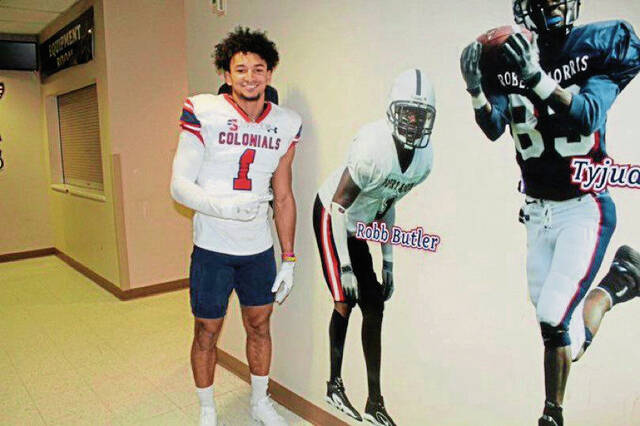 Family, opportunity led North Hills speedster Dickerson to Robert Morris