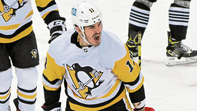 4745711_web1_gtr-PensBoyle-021422