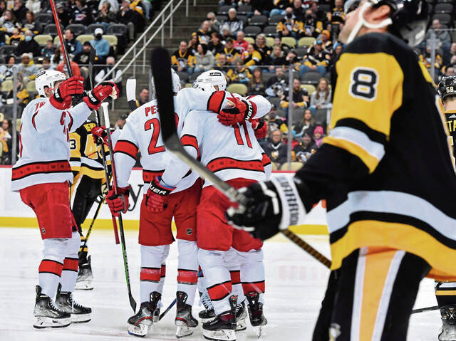 4768788_web1_ptr-Pens-Canes05-022122