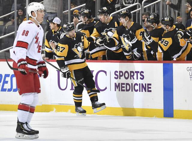 4768788_web1_ptr-Pens-Canes08-022122